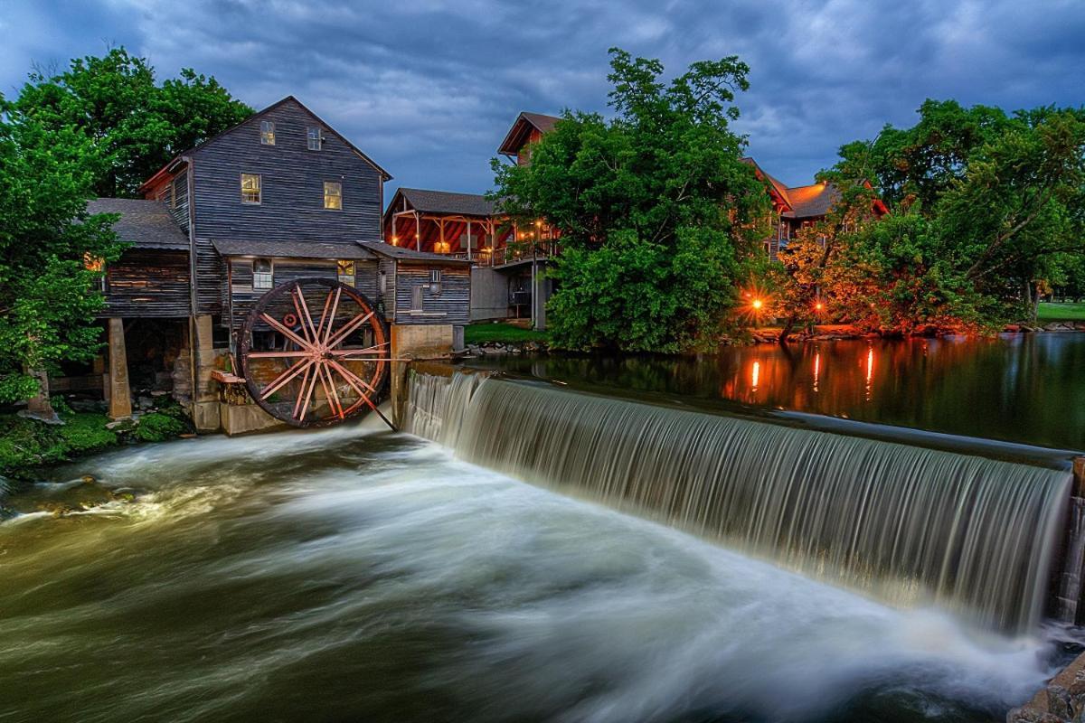 Breathtaking View, Hot Tub, 1089 Of Free Attraction Tickets For Each Paid Day, Dollywood And More! Sevierville Buitenkant foto