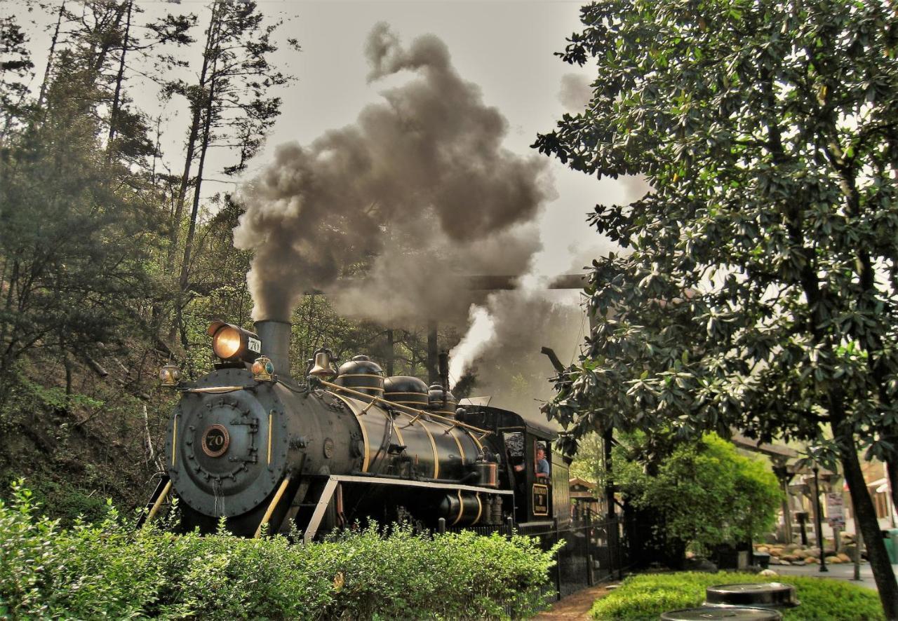 Breathtaking View, Hot Tub, 1089 Of Free Attraction Tickets For Each Paid Day, Dollywood And More! Sevierville Buitenkant foto